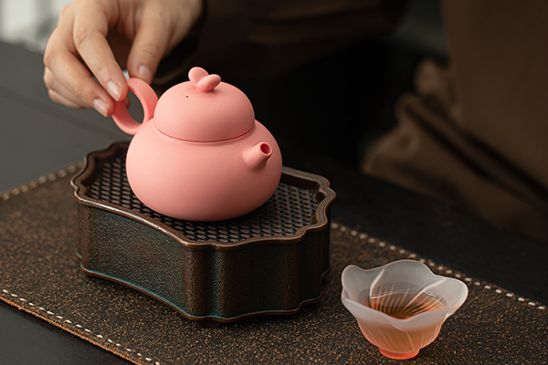 紫砂 桜色ひょうたん型急須-実物写真
